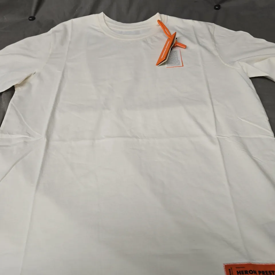 HERON PRESTON REGULAR LOGO TEE - LARGE