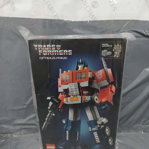 BOXED LEGO TRANSFORMERS OPTIMUS PRIME 10302