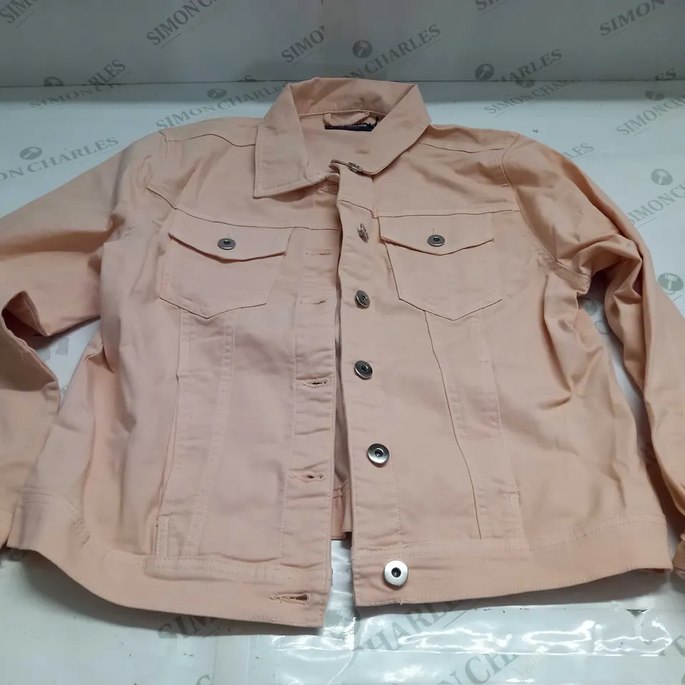 KURT MULLER WOMAN CROP FAUX DENIM JACKET IN PINK SALT - UK 14
