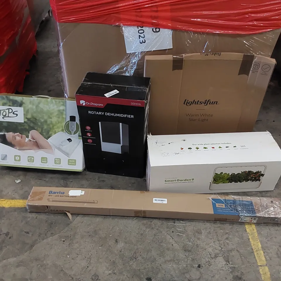 PALLET OF ASSORTED ITEMS INCLUDING: ROTARY DEHUMIDIFIER,ELECTRIC BLANKET, SMART GARDEN, STAR LIGHT, LED BATTEN LIGHT 