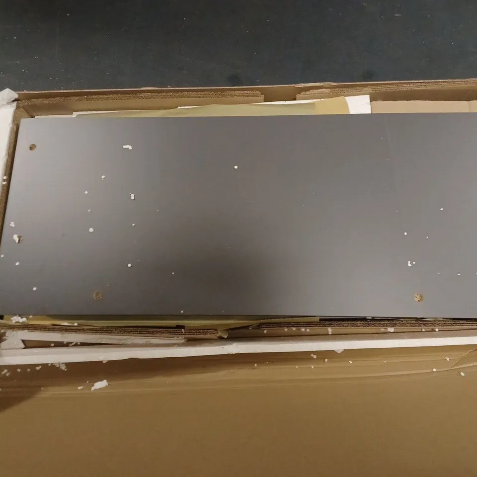 PRAGUE GLOSS DRESSING TABLE RRP £338