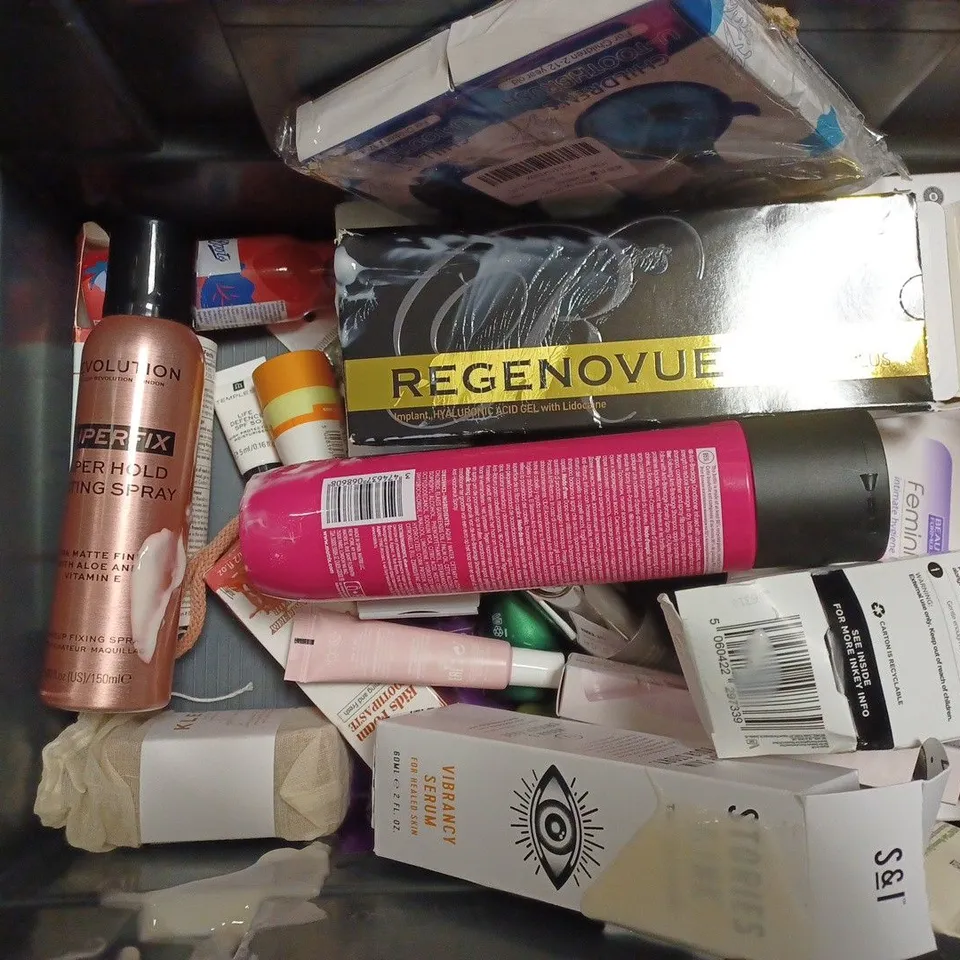 BOX OF APPROX 20 ASSORTED HEALTH AND BEAUTY ITEMS TO INCLUDE - MATRIX INSTA CURE - SKIN DOCTORS HAIR NO MORE - BEAUTY FEMININE HYGIENE WIPES ECT 