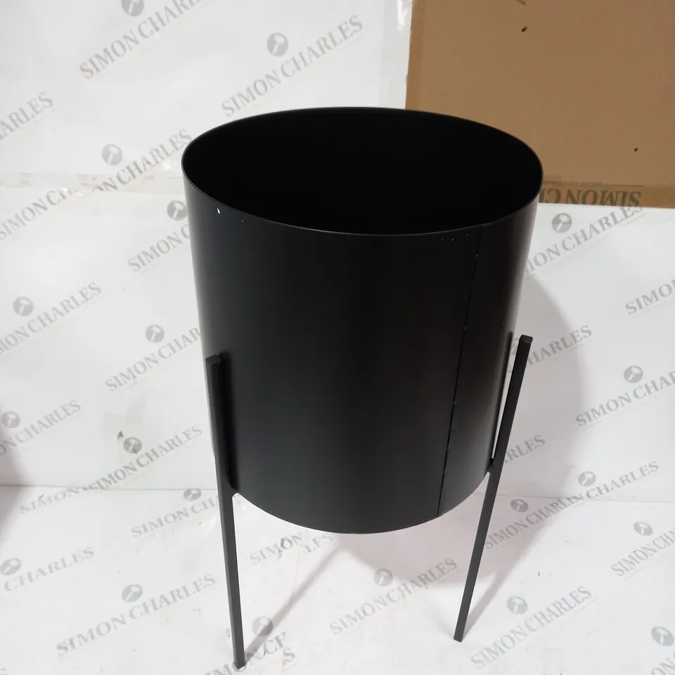 MY HOME METAL PLANTER WITH STAND 