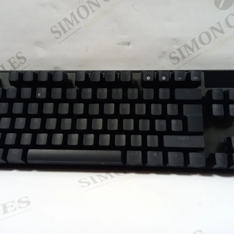 STEELSERIES APEX PRO TKL (2023) - MECHANICAL GAMING KEYBOARD