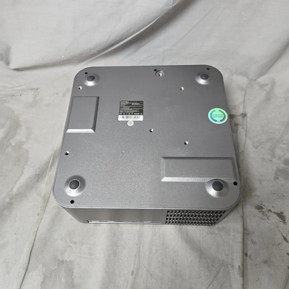 ULTIMEA APOLLO P40 PROJECTOR UO320