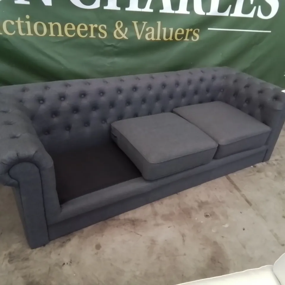 DESIGNER THREE SEATER CHESTERFIELD STYLE SOFA CHARCOAL FABRIC 