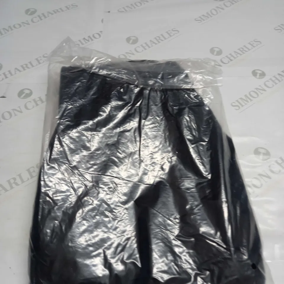 BAGGED LUCY AND YAK COLE JEANS SIZE 28R