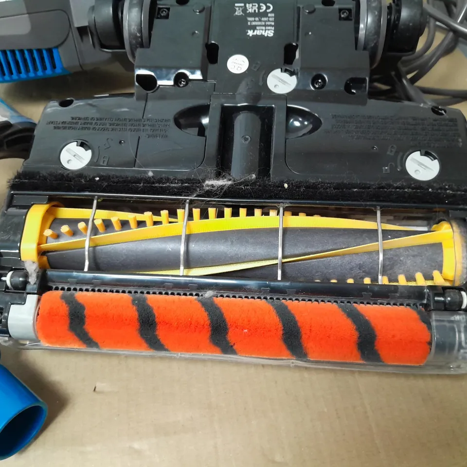 SHARK CORDED STICK VACUUM 