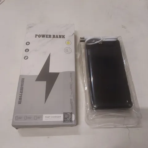 POWER BANK WITH FAST CHARGER – BLACK (USB-C CABLE ATTACHED)