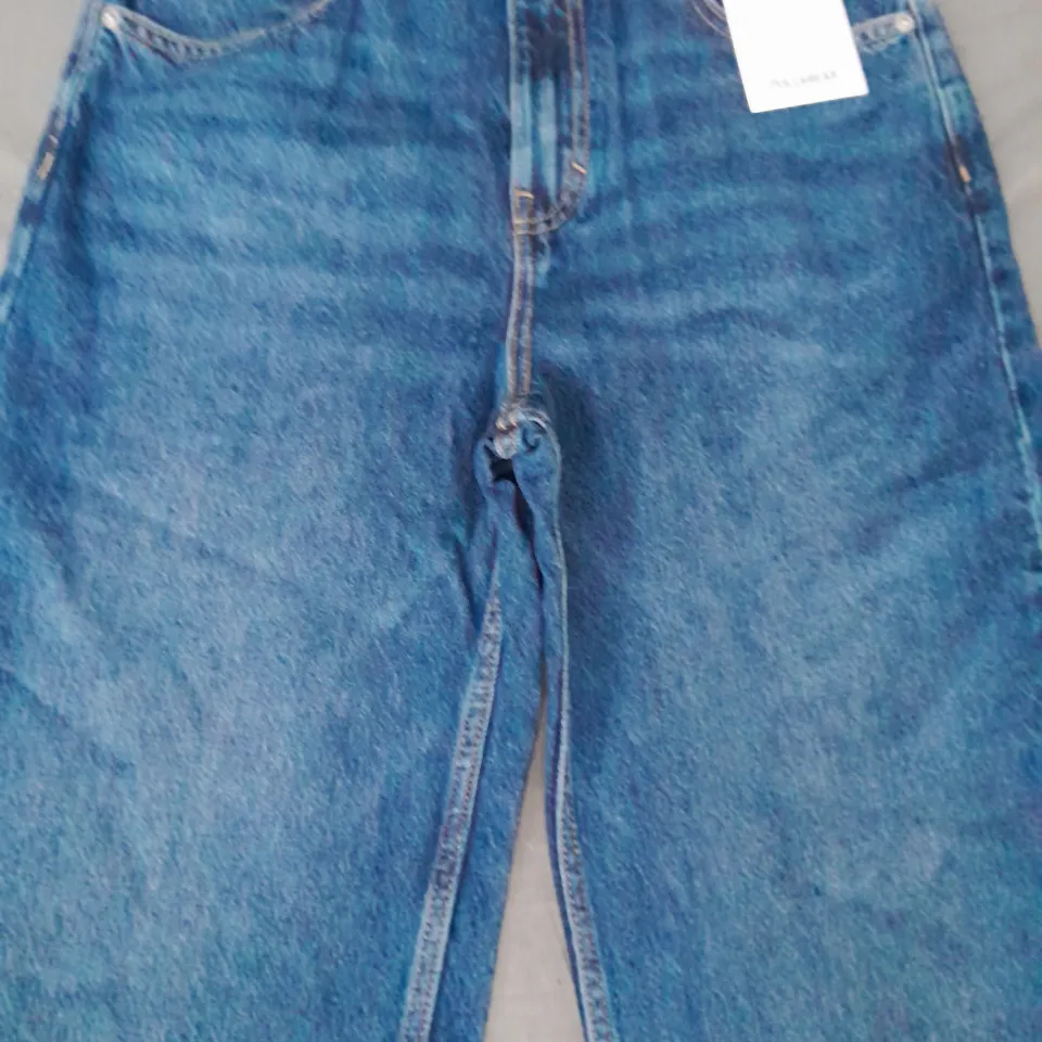 PULL & BEAR DENIM WIDE-LEG HIGH RISE JEANS IN BLUE SIZE EU SIZE 38