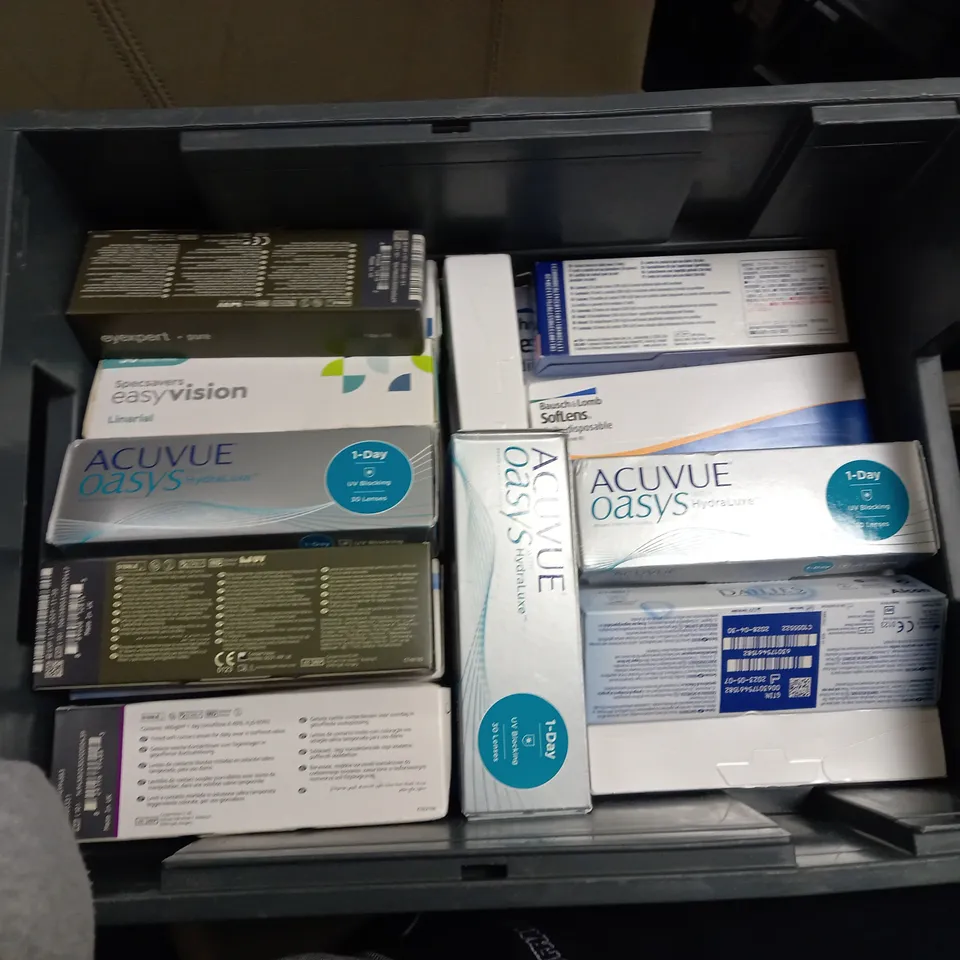 LOT OF HOUSEHOLD ITEMS TO INCLUDE HUBBLE DAILY LENSES , ETC