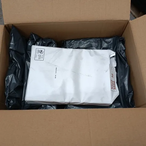 LOT OF 8 500-SHEET PACKS OF WHITE A4 COPIER PAPER