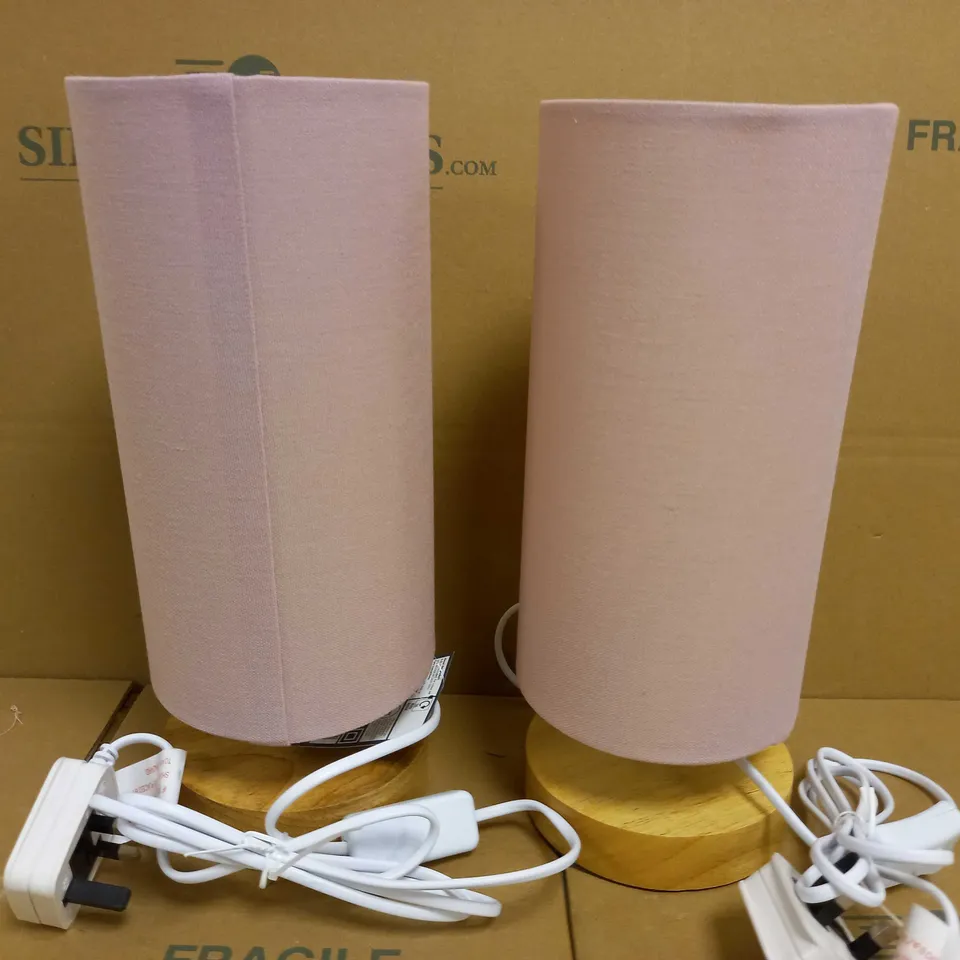 DESIGNER STYLE LIGHT WOOD CYLINDER LAMP WITH PINK SHADE