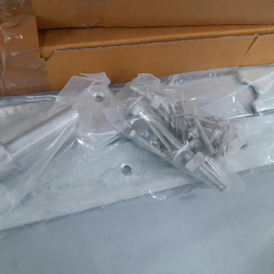 TWO PAIRS GALVANISED HINGES