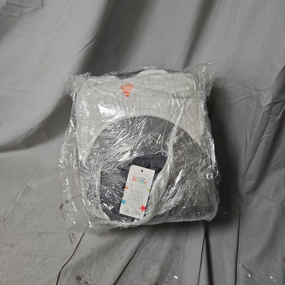 BOX OF APPROXIMATELY 3 X  SHERPA HOODED BLANKET – GREY 146 X 180 CM