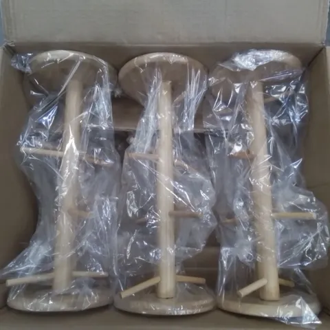 BOX CONTAINING APPROXIMATELY 6 WILKO BAMBOO MUG TREES