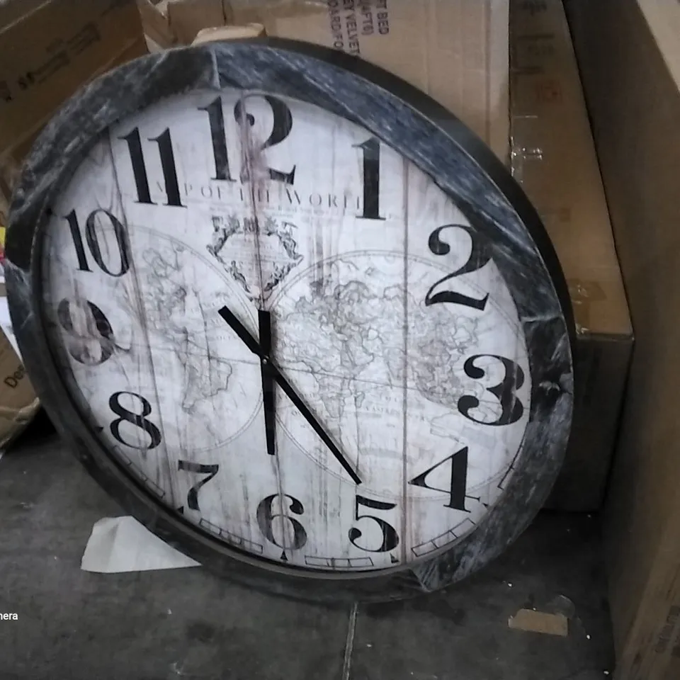 DESIGNER MAP OF THE WORLD DETAIL ROUND WALL CLOCK