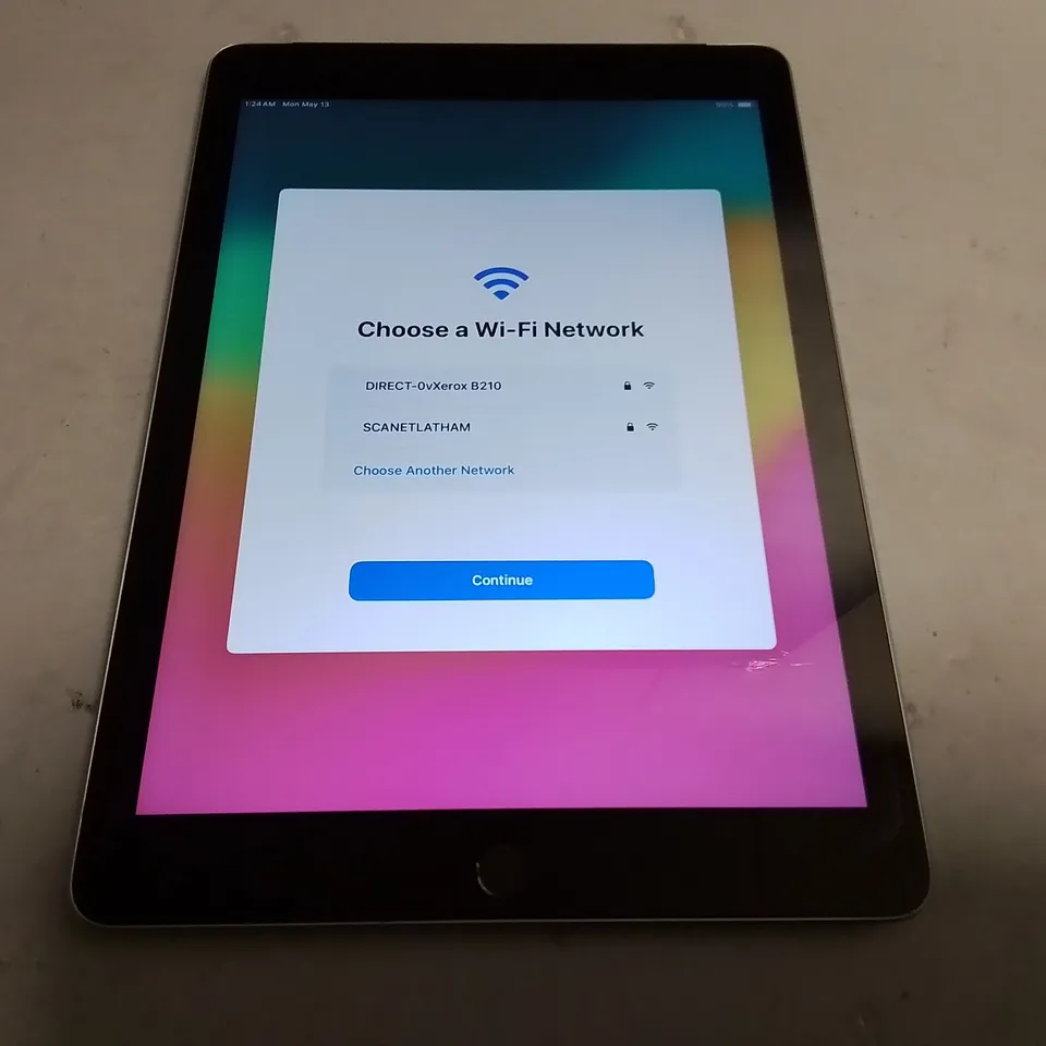 UNBOXED APPLE IPAD 9.7" MODEL A1954