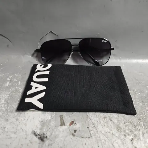 QUAY AUSTRALIA HIGH KEY SUNGLASSES - BLACK
