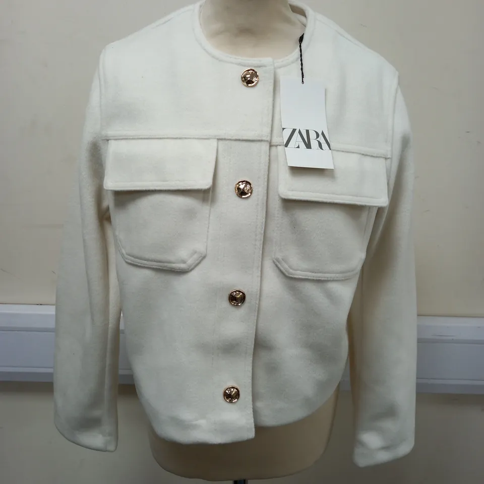 ZARA WHITE BUTTON THROUGH CARDIGAN - M