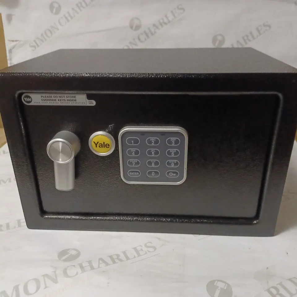 YALE ALARMED ELECTRONIC SAFE