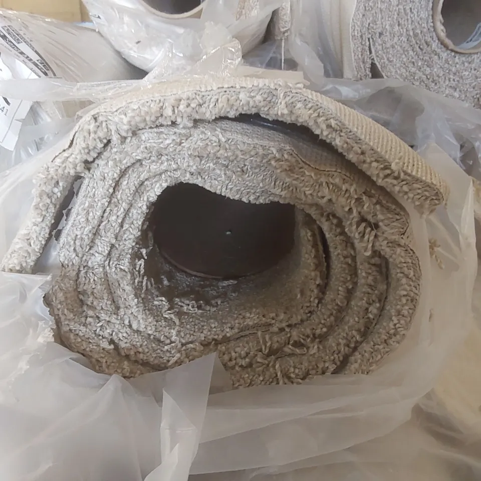 ROLL OF QUALITY FIRST IMPRESSIONS HUMBLE CARPET - APPROXIMATELY 2 x 4m