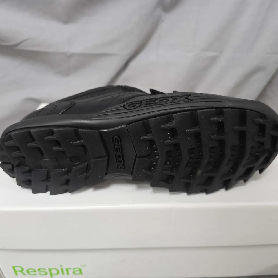 BOXED PAIR OF GEOX J SAVAGE SHOES IN BLACK - UK 4