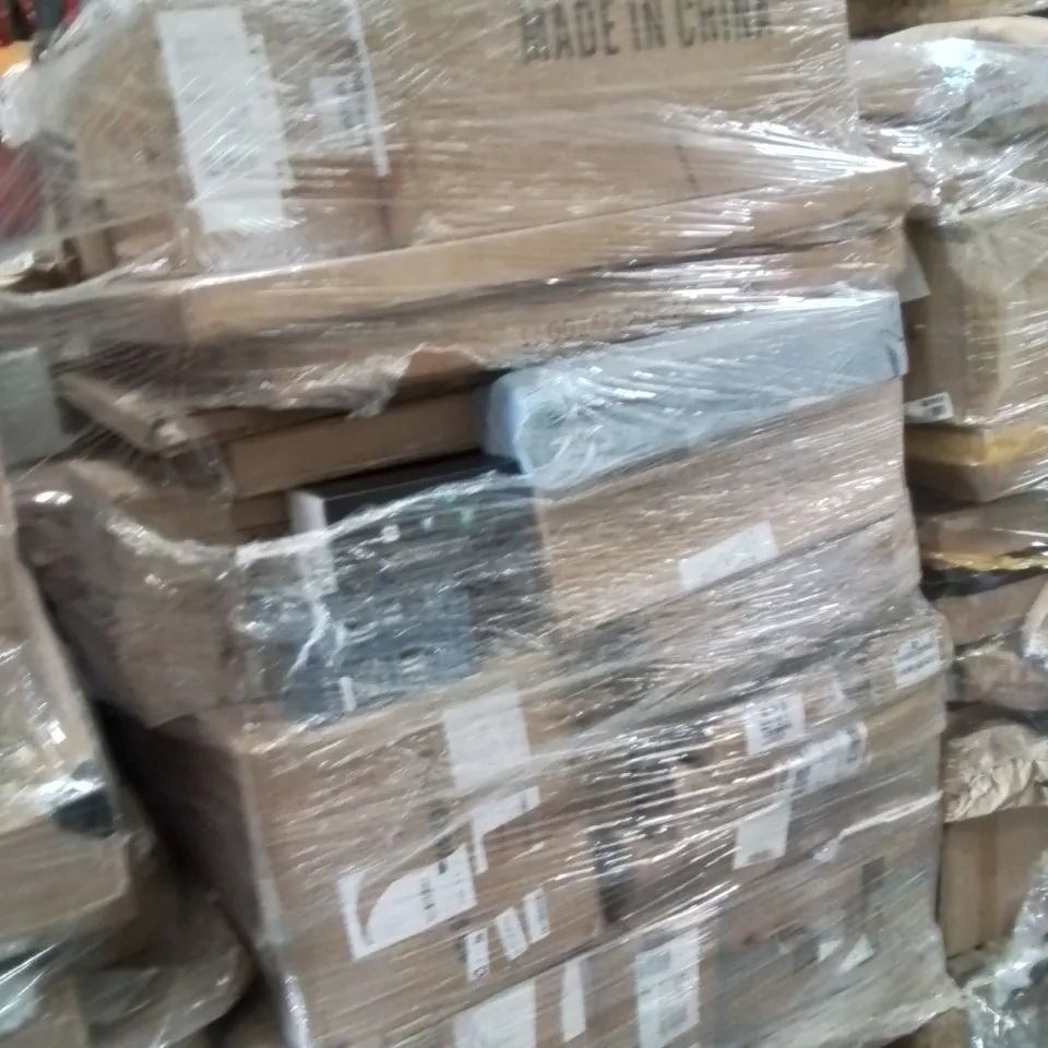 PALLET OF ASSORTED HOUSEHOLD GOODS AND PRODUCTS TO INCLUDE;BLENDER,COFFEE GRINDING MACHINE,CARPLAY MONITOR