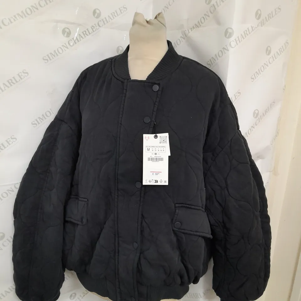 ZARA QUILTED BOMBER JACKET IN BLACK SIZE M