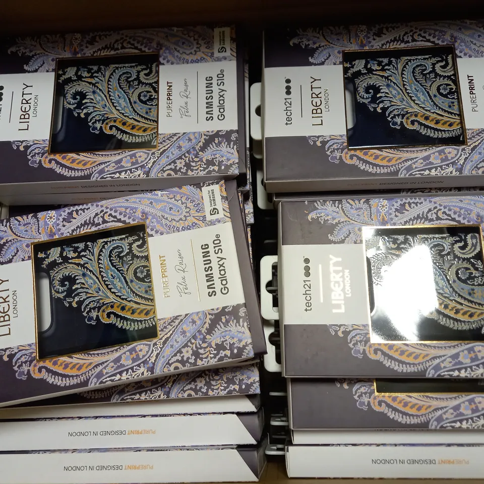 LOT OF APPROX 72 TO INCLUDE TECH 21 LIBERTY LONDON FELIX RAISIN SAMSUNG GALAXY S10E CASES