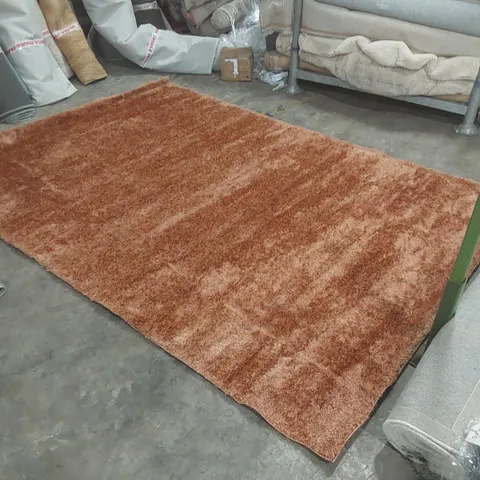 QUALITY DESIGNER FLUFFY RUG - APPROXIMATELY 285 x 200cm