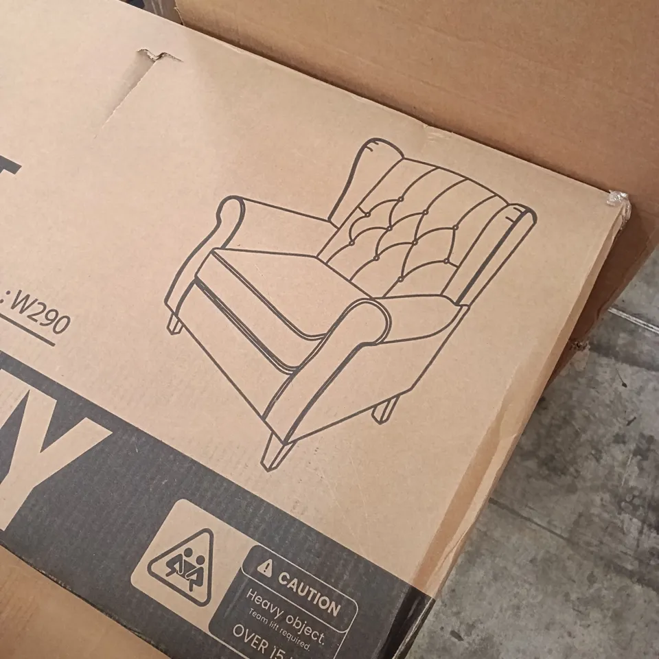 BOXED COLAMY ACCENT CHAIR (1 BOX)