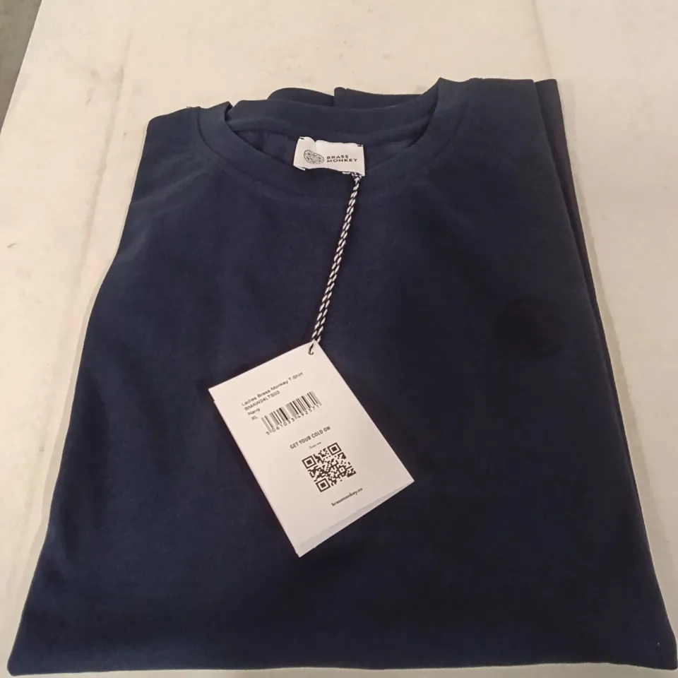 BOX OF BRASS MONKEY T-SHIRT - NAVY XL APPROXIMATELY 17
