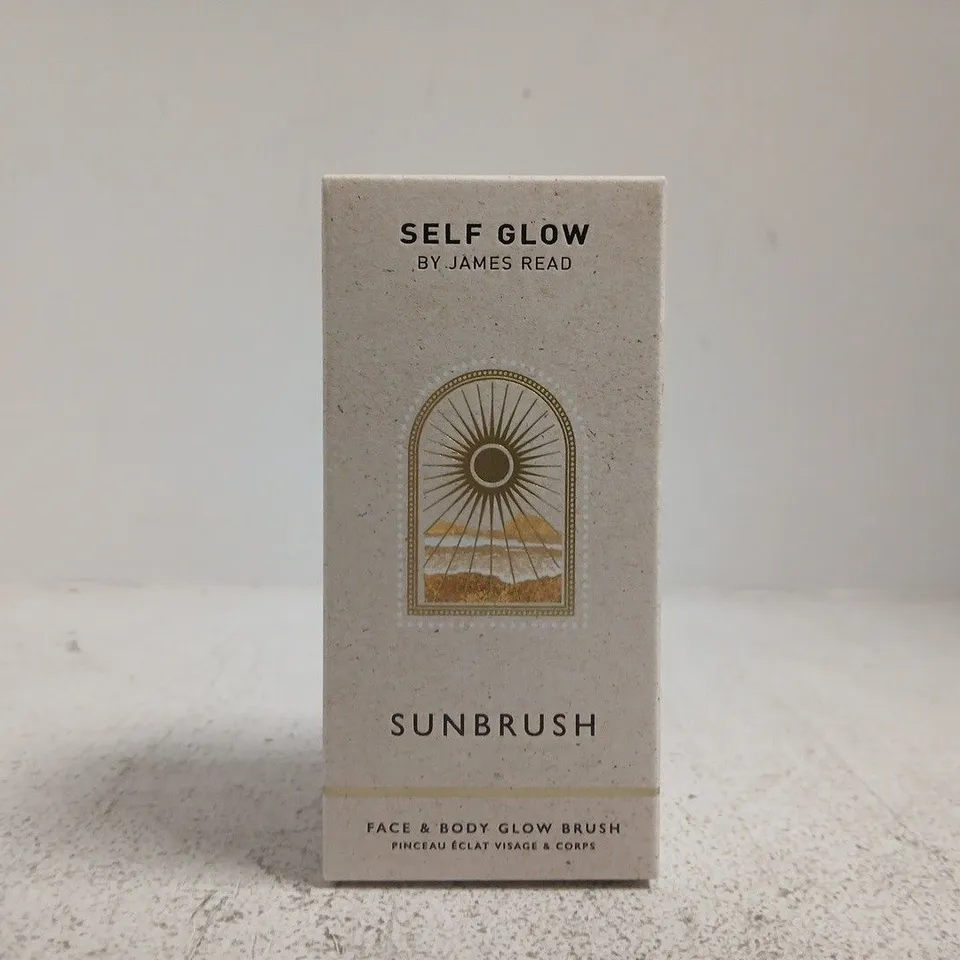 SELF GLOW BY JAMES READ - SUNBRUSH FACE & BODY GLOW BRUSH