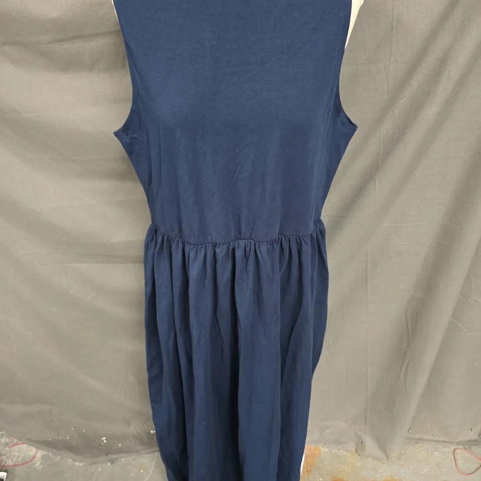 NOBODY'S CHILD SLEEVELESS MIDI DRESS IN NAVY SIZE 18