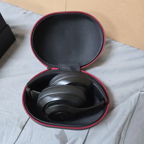 BEATS HEADPHONES – BLACK