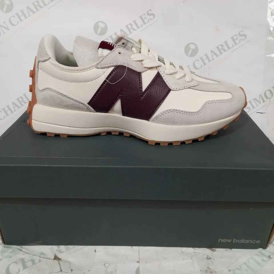 BOXED PAIR OF NEW BALANCE 327 SHOES IN CREAM/BROWN UK SIZE 6.5