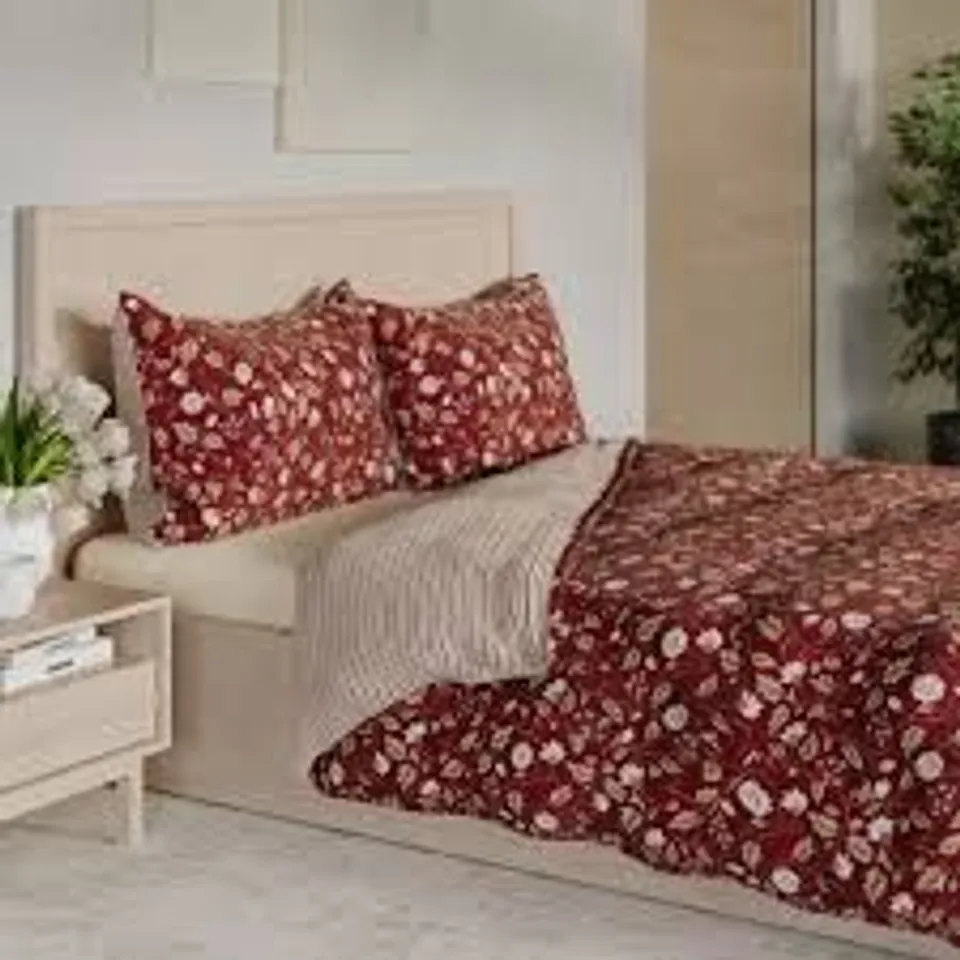 FLEECE IVY 4 PIECE DUVEY SET