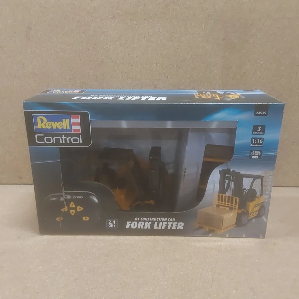 BOXED REVELL RC CONSTRUCTION FORKLIFT