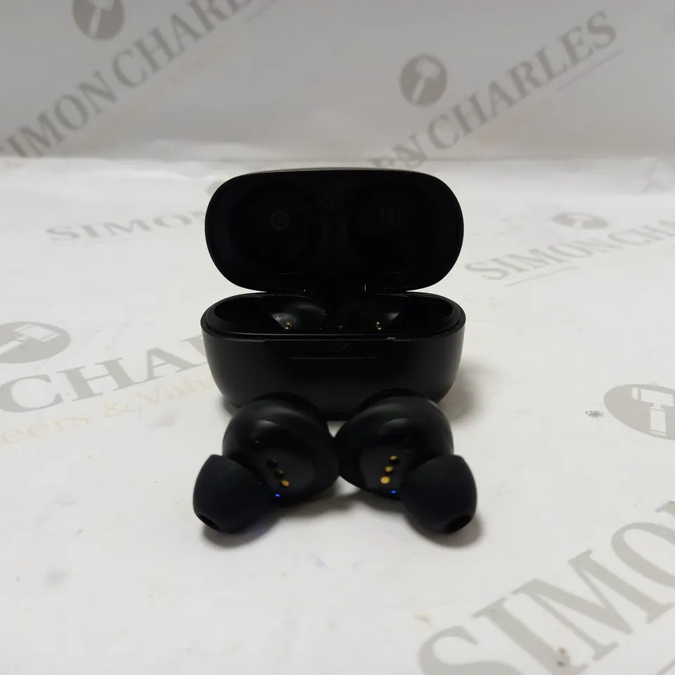 JBL LIVE FREE WIRELESS EARBUDS