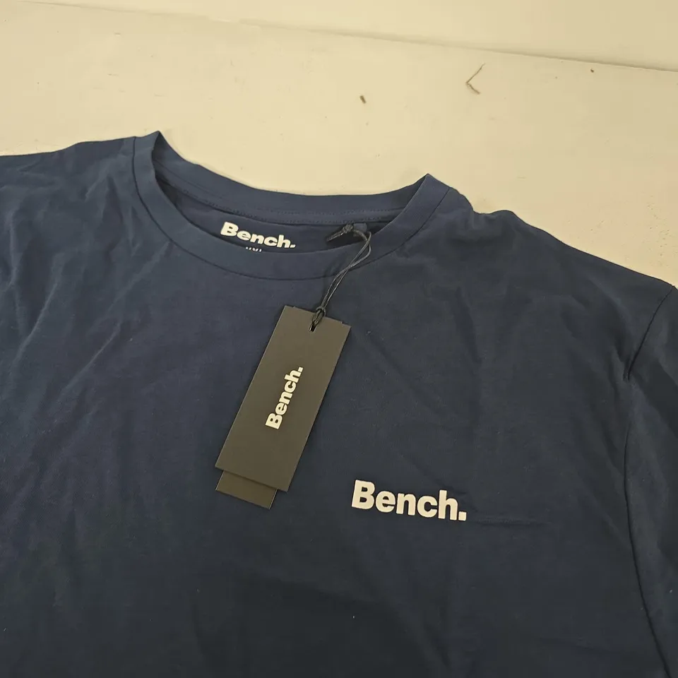 BENCH. NAVY T-SHIRT – MENS UK XXL (WITH TAGS)