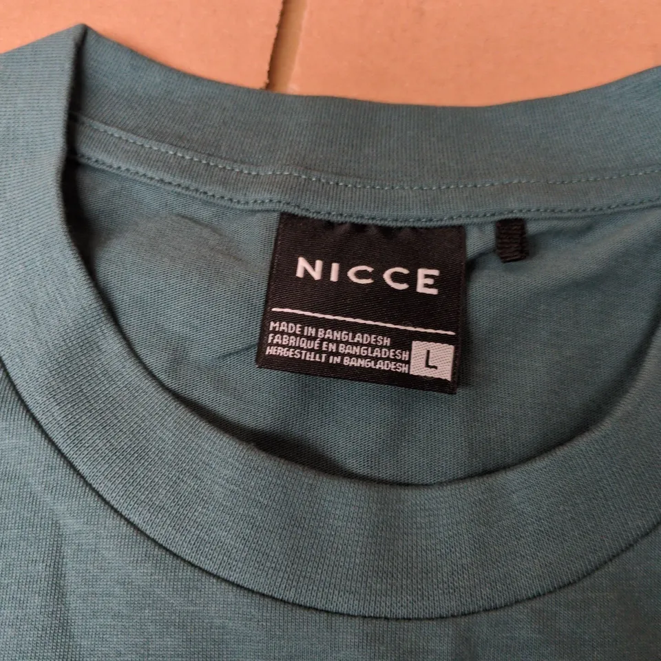 NICCE LONDON RAISED LOGO T-SHIRT IN GREEN - UK SIZE L