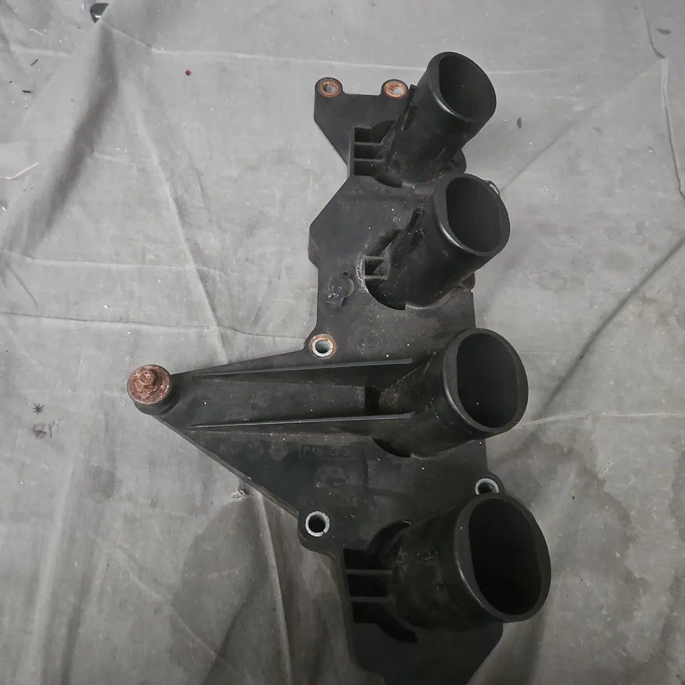 FORD ST INLET MANIFOLD 