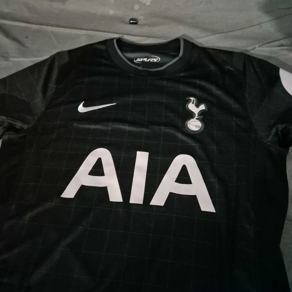 TOTTENHAM HOTSPUR AWAY SHIRT - SIZE M