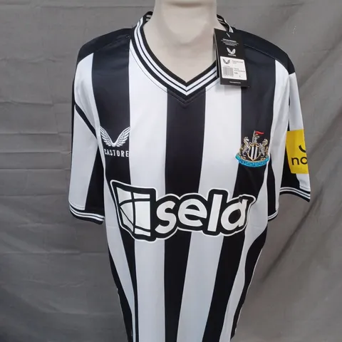 NEWCASTLE UNITED FC HOME SHIRT SIZE L