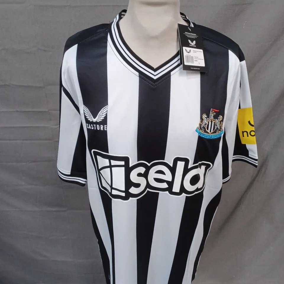 NEWCASTLE UNITED FC HOME SHIRT SIZE L