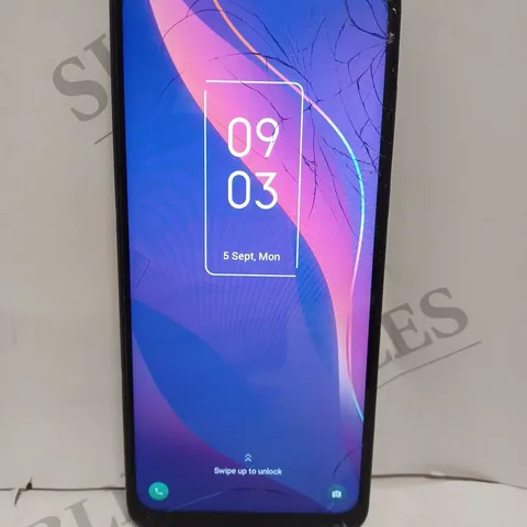 TCL 306 SMARTPHONE 