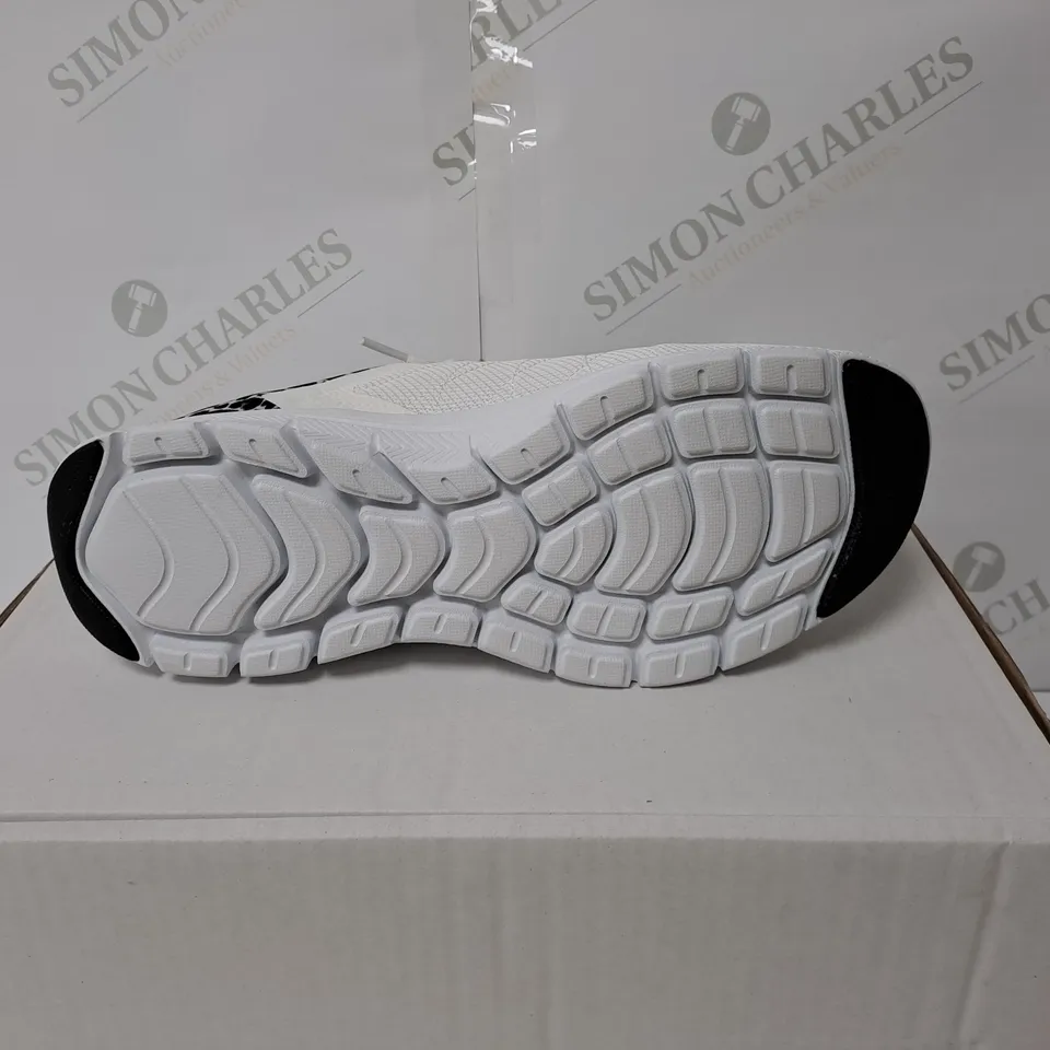 BOXED PAIR OF SKECHERS FLEX-LITE TRAINERS - WHITE // SIZE: 6 UK