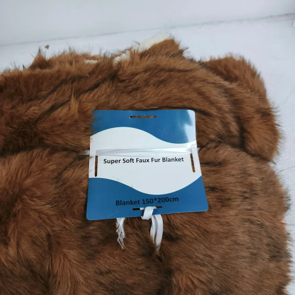 BROWN SUPER SOFT FAUX FUR BLANKET, 150 X 200 CM