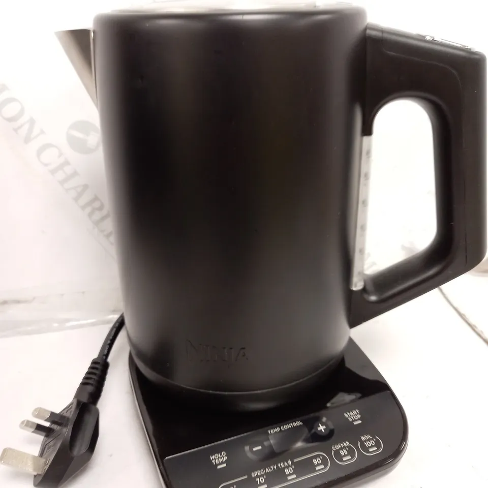 BOXED NINJA PERFECT TEMPERATURE KETTLE KT200UK
